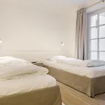 Semesterbostad Hyggelig Hus